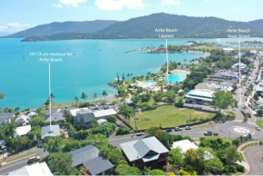 Beach House on Main- Airlie Beach Airlie Beach